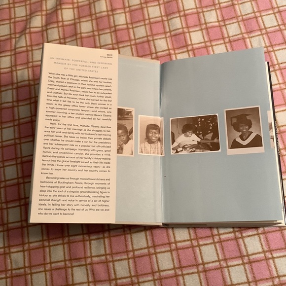 Becoming ~ Michelle Obama - Picture 4 of 5